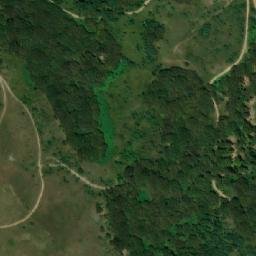 Satellite imagery of Momkovac, MK