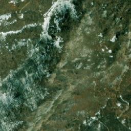 Satellite imagery of Maja e Shpjetrit, AL