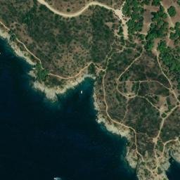 Satellite imagery of Punta Falconera, ES