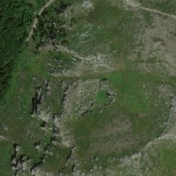 Satellite imagery of Maja e Pishës, AL