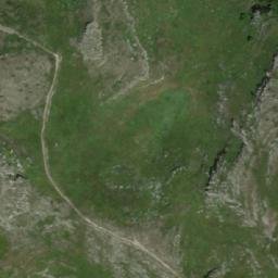 Satellite imagery of Maja e Pishës, AL