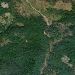 Satellite imagery of Kurrizi i Kunorës, AL