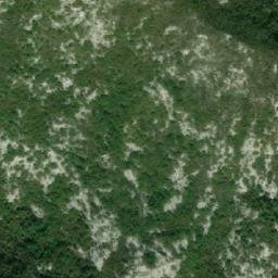 Satellite imagery of Plavnik, ME