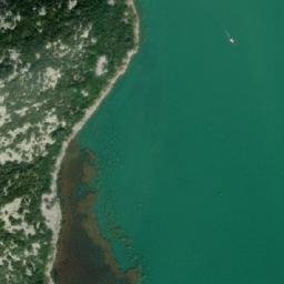 Satellite imagery of Breg, ME