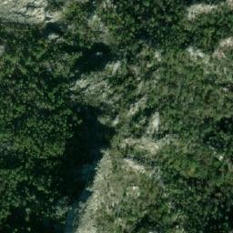 Satellite imagery of Lonac, ME