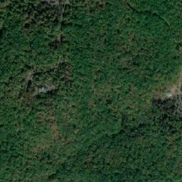 Satellite imagery of Leshtovitsa, BG