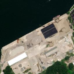 Satellite imagery of Crystal Point, US