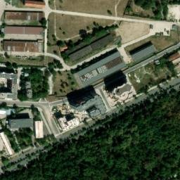 Satellite imagery of TT122, BG