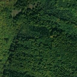 Satellite imagery of Vakuv, MK