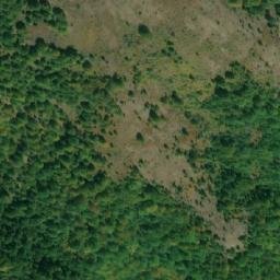 Satellite imagery of Vakuv, MK