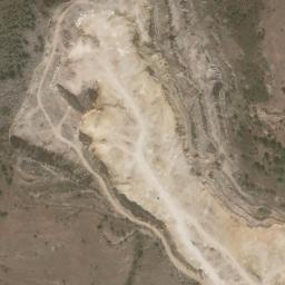 Satellite imagery of Vapnenec, MK