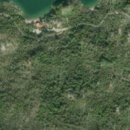 Satellite imagery of Kurrizi i Çak Rrathatina, AL