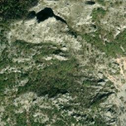 Satellite imagery of Grošta, ME