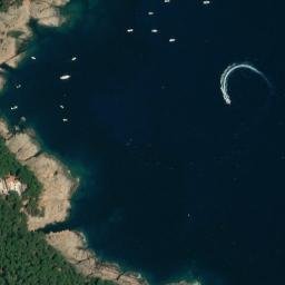 Satellite imagery of Punta Musfera, ES
