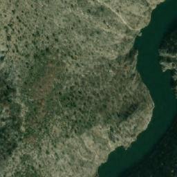 Satellite imagery of Lozno, MK