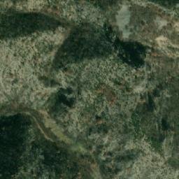 Satellite imagery of Crvena Karpa, MK