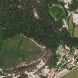 Satellite imagery of cairn, FR