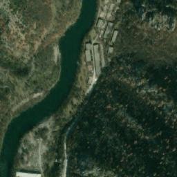 Satellite imagery of Crvena Karpa, MK