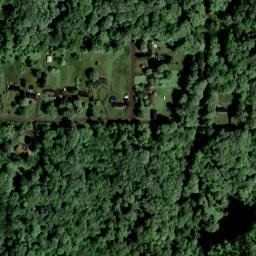 Satellite imagery of Cave Point, US