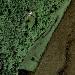 Satellite imagery of Cave Point, US