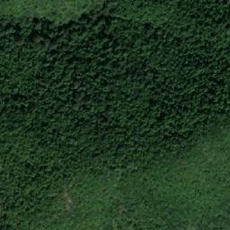 Satellite imagery of Pešovi Kuḱi, MK