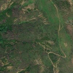 Satellite imagery of Molungë, AL