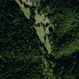 Satellite imagery of TT122, GR