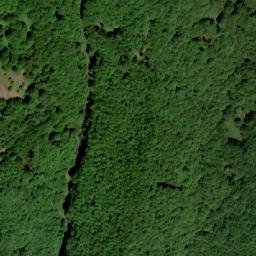 Satellite imagery of Praluga, MK