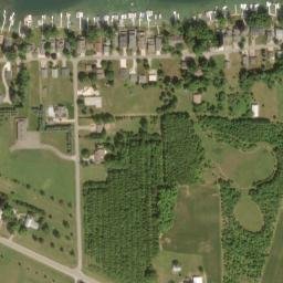 Satellite imagery of Paradise Point, US