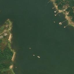 Satellite imagery of Cromeset Point, US