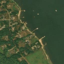 Satellite imagery of Cromeset Point, US