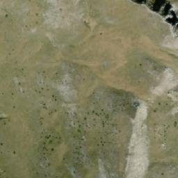 Satellite imagery of Čaušica, MK