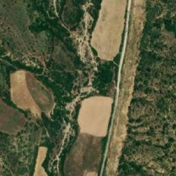 Satellite imagery of Čardak, MK