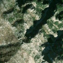 Satellite imagery of Maja e Rakshanit, AL