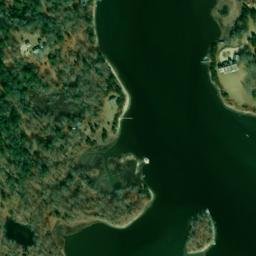Satellite imagery of Great Neck, US