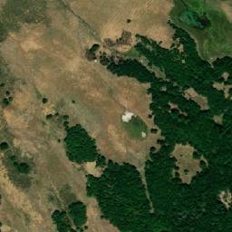 Satellite imagery of Maja e Plakthit, AL