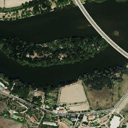 Satellite imagery of Puerta de Santa Colomba, ES