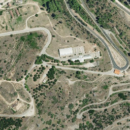 Satellite imagery of Muralha Pré-Românica de Miranda do Douro, PT