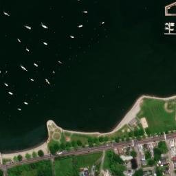 Satellite imagery of Lime Rock, US