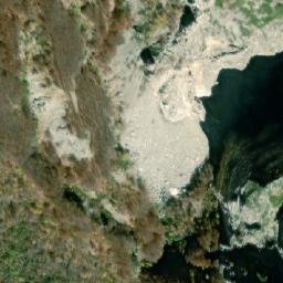 Satellite imagery of Golostrina, MK