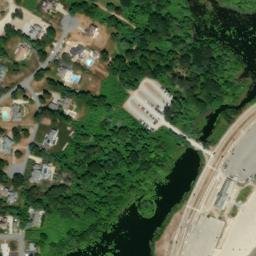 Satellite imagery of Little Neck, US
