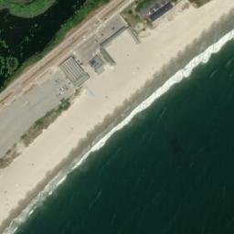 Satellite imagery of Little Neck, US
