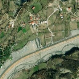 Satellite imagery of Kutreç, AL