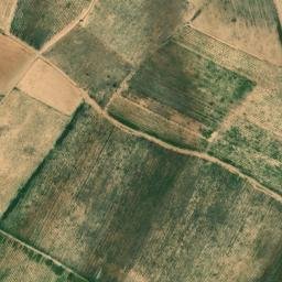 Satellite imagery of Esquina de los restos de una choza donde se encontraba el mojón 2T-2 en "el Barriazo", ES