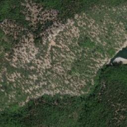 Satellite imagery of Malo Garvanče, MK