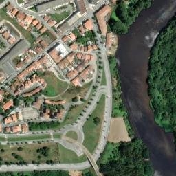 Satellite imagery of Aqueduct of Santa Clara, PT