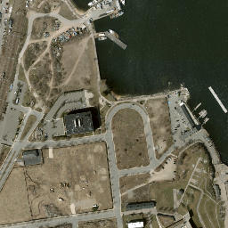 Satellite imagery of Shaw Neck, US