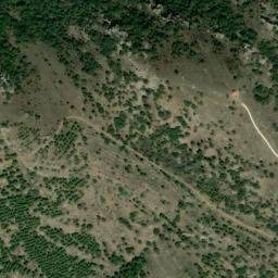 Satellite imagery of Mojón en "el Colláu e la Falaguera", ES