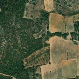 Satellite imagery of Solar donde se ubicaba el mojón 2T-5 en "la Cabañera la Filera", ES