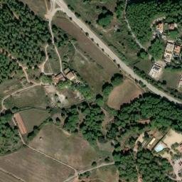 Satellite imagery of cairn, FR